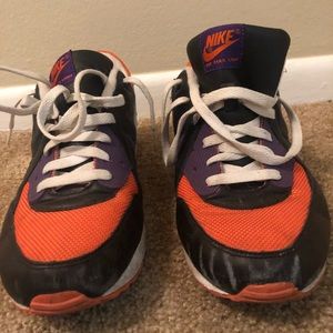 2007 Nike Air Max Light Orange running shoes